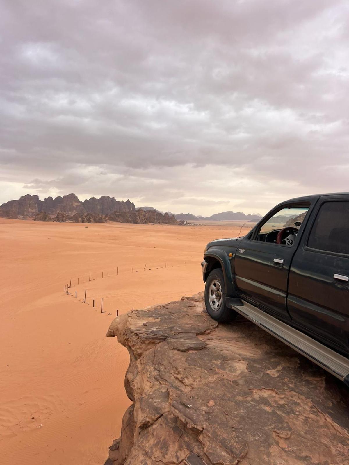 Bedouin Stylelife Camp Hotel Wadi Rum Buitenkant foto