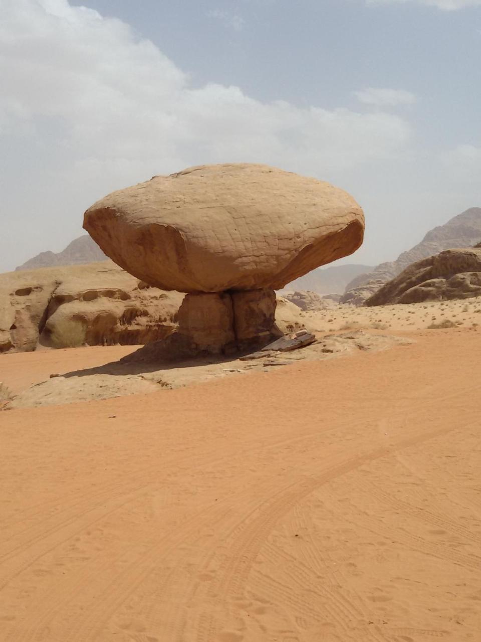 Bedouin Stylelife Camp Hotel Wadi Rum Buitenkant foto