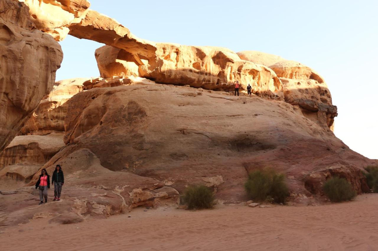 Bedouin Stylelife Camp Hotel Wadi Rum Buitenkant foto